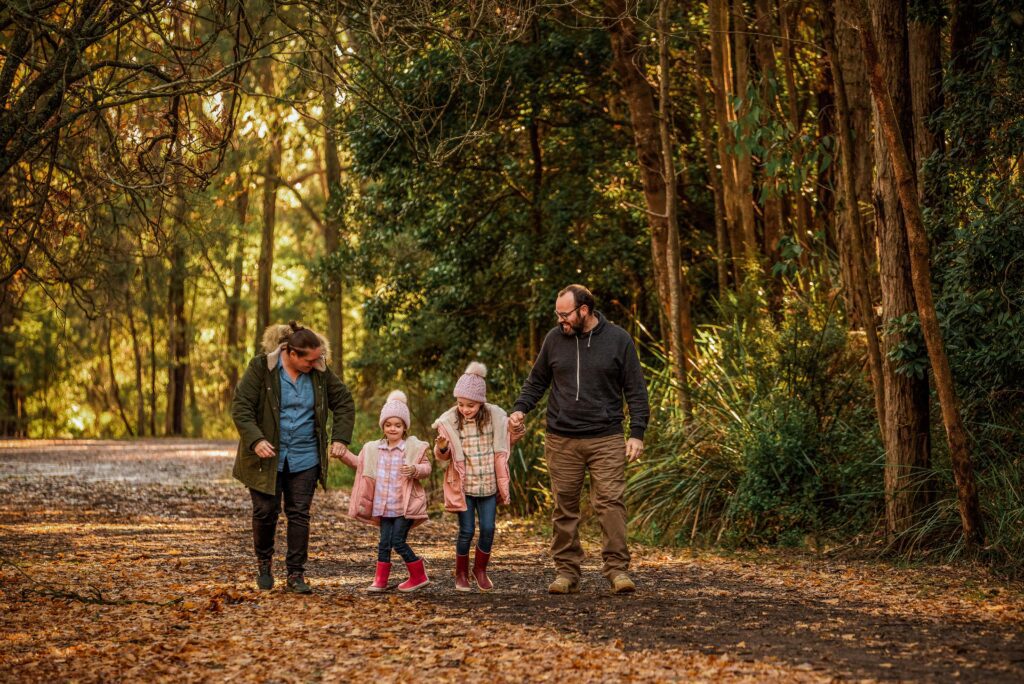 Family photos in Autumn in the Dandenong Ranges